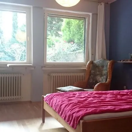 Σπίτι διακοπών Grosses Haus Mit Garten, Schnelles W-lan, Ruhige Lage Rastede
