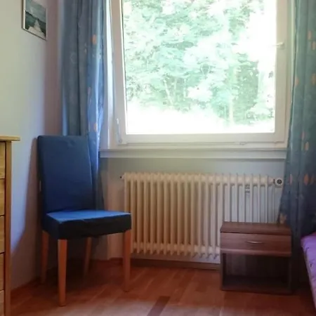 Nyaraló Grosses Haus Mit Garten, Schnelles W-lan, Ruhige Lage *